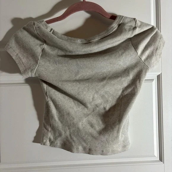 Ardene Gray Ribbed Top - Picture 2 of 3